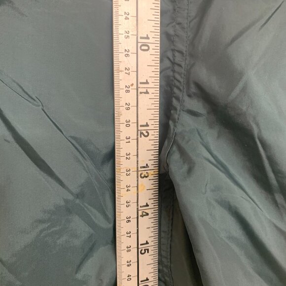 Umbro Shorts Men's XL Green - Picture 5 of 8